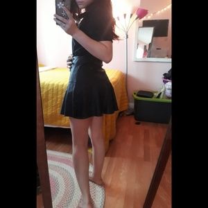 EXPRESS // LEATHER SKIRT NWOT